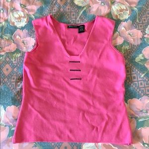 YARNS & STITCHES LIGHT PINK TANK TOP